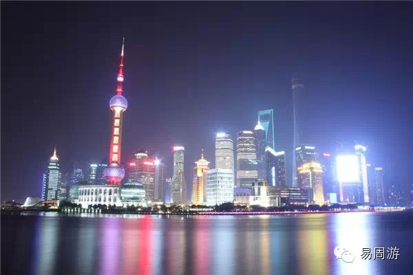 最新武漢夜景，璀璨閃耀，盡顯江城風采